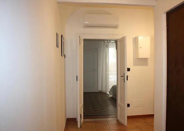 My Happy Place 아파트 바리